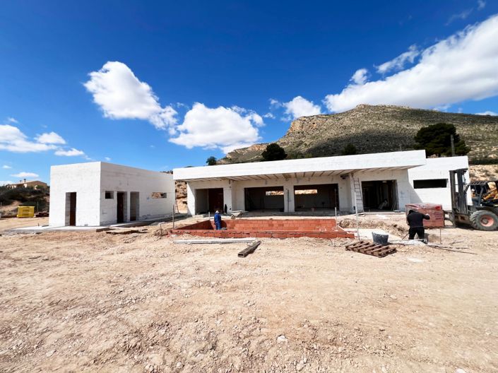 Image No.41-3 Bed Country House for sale