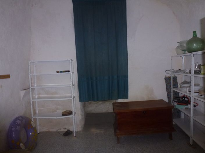 Image No.28-3 Bed House for sale