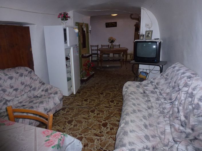 Image No.9-3 Bed House for sale