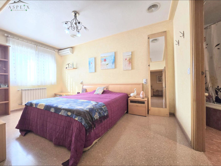 Image No.11-5 Bed Townhouse for sale