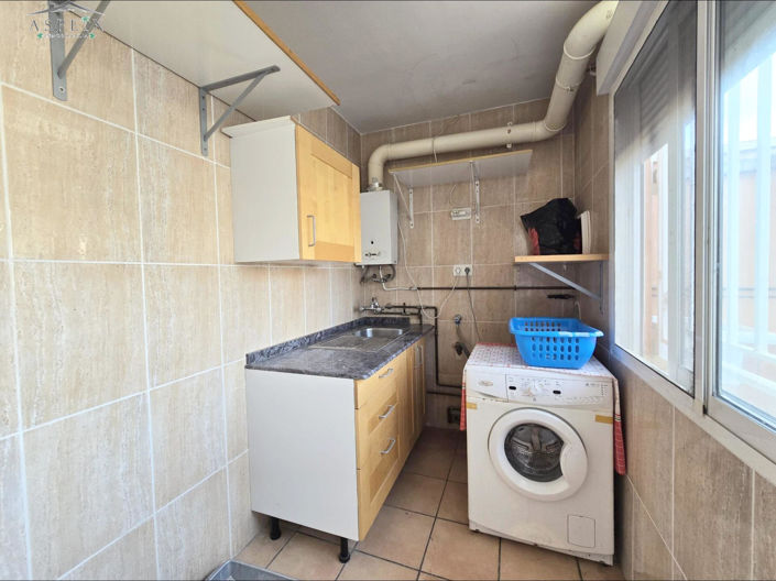 Image No.15-5 Bed Townhouse for sale