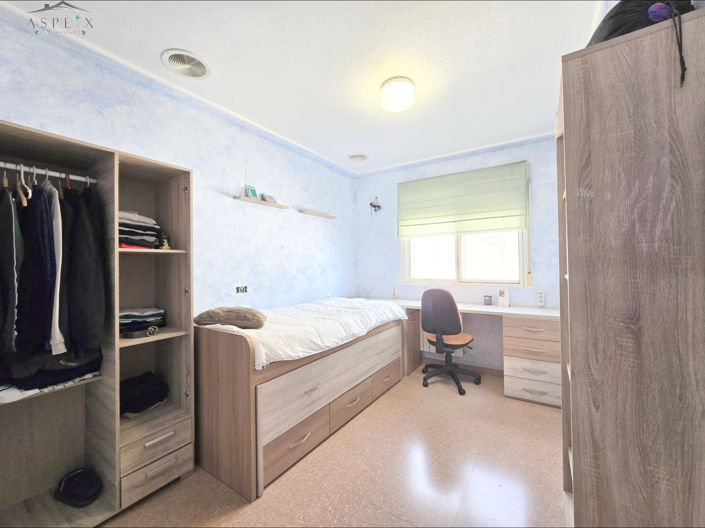 Image No.8-5 Bed Townhouse for sale