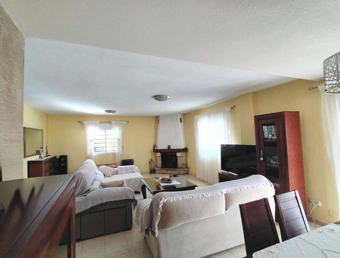 Image No.10-3 Bed Villa for sale