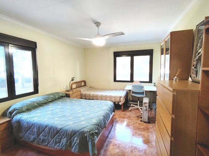 Image No.7-3 Bed Country House for sale