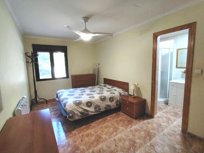 Image No.8-3 Bed Country House for sale