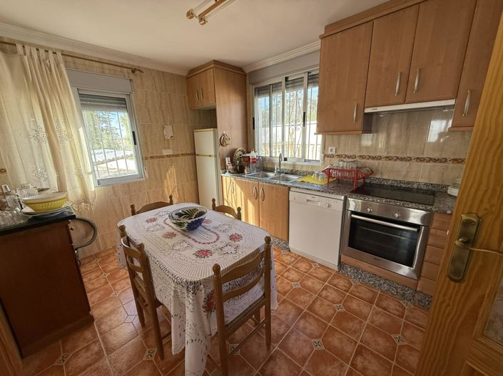 Image No.12-4 Bed Country House for sale