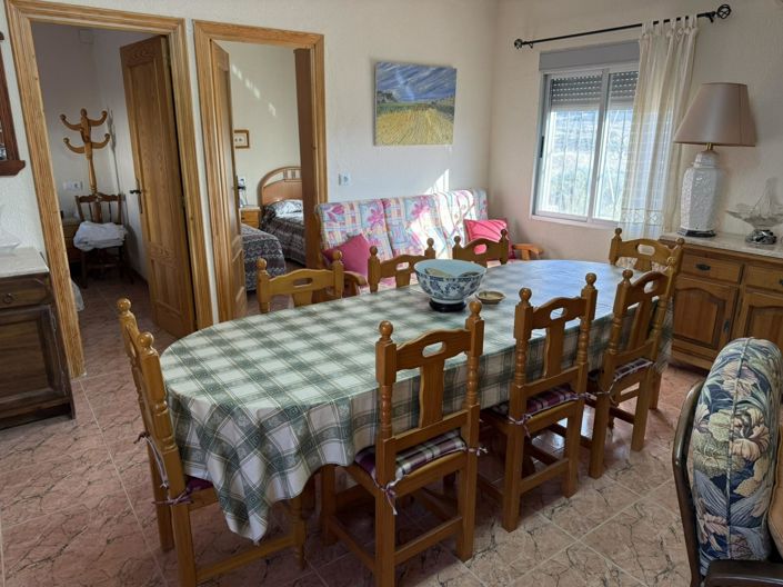 Image No.2-4 Bed Country House for sale