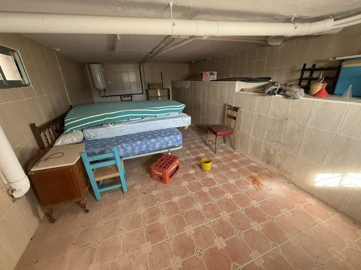 Image No.24-4 Bed Country House for sale