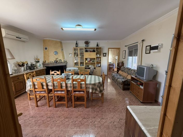 Image No.3-4 Bed Country House for sale