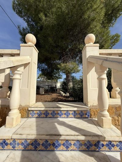 Image No.31-4 Bed Country House for sale