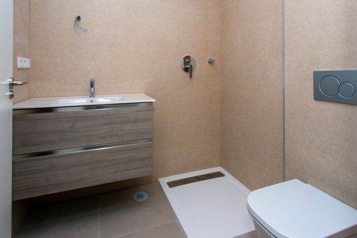 Image No.24-3 Bed Apartment for sale