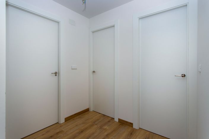 Image No.26-3 Bed Apartment for sale