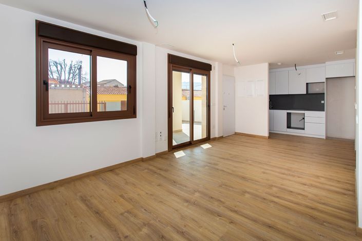 Image No.38-3 Bed Apartment for sale