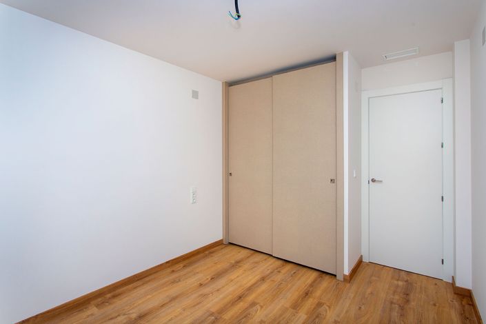 Image No.43-3 Bed Apartment for sale