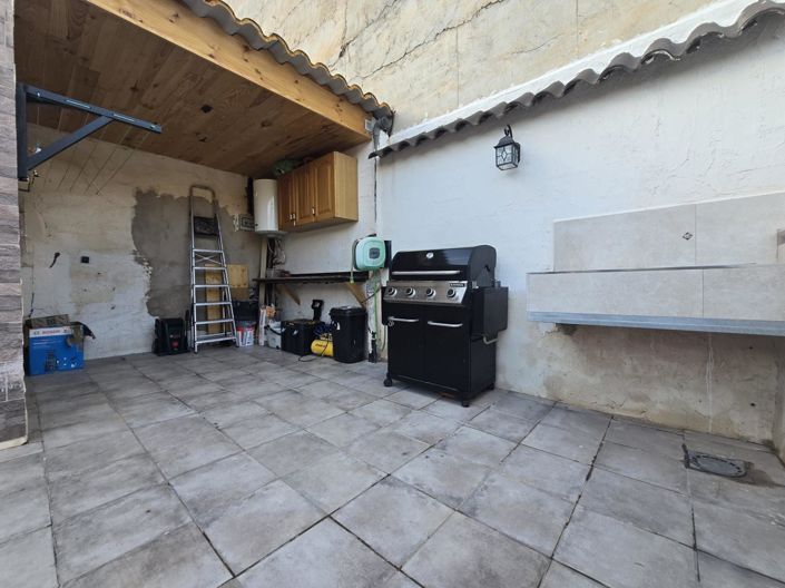 Image No.12-3 Bed Townhouse for sale