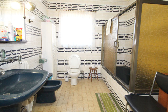 Image No.10-3 Bed Villa for sale