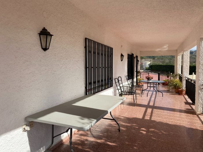 Image No.10-4 Bed Country House for sale