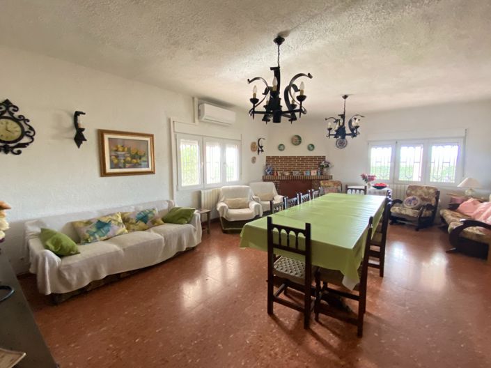 Image No.13-4 Bed Country House for sale