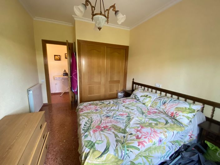 Image No.19-4 Bed Country House for sale