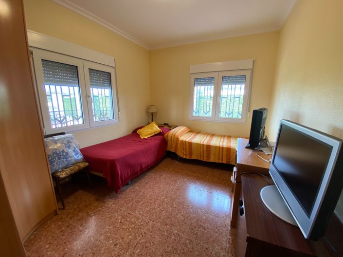 Image No.21-4 Bed Country House for sale