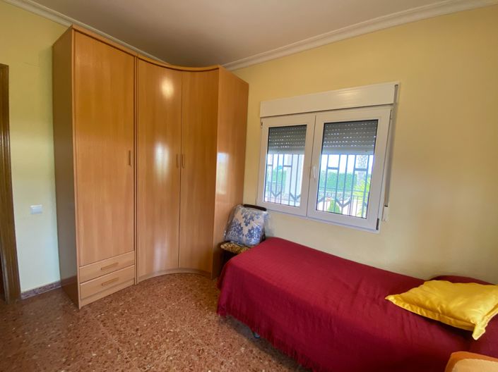 Image No.22-4 Bed Country House for sale