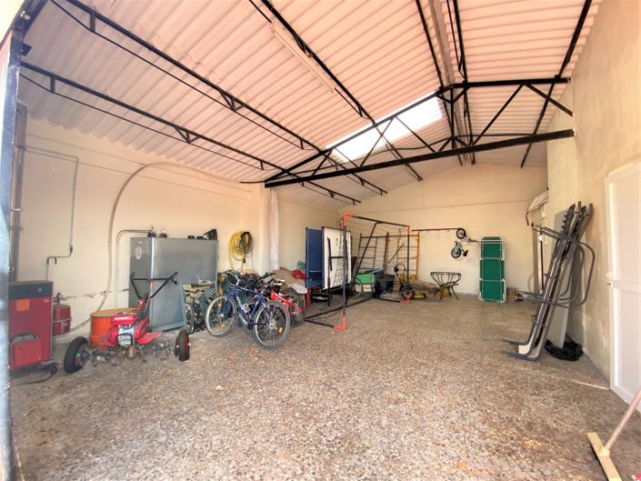 Image No.26-4 Bed Country House for sale