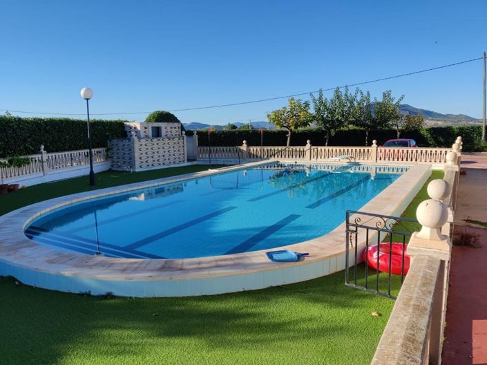 Image No.3-4 Bed Country House for sale