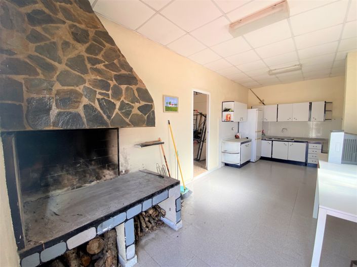 Image No.31-4 Bed Country House for sale