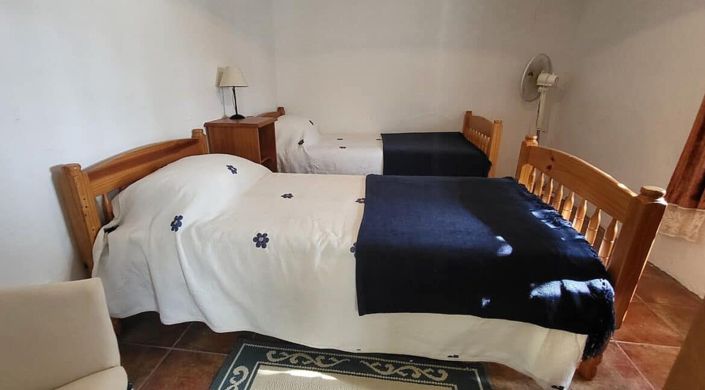 Image No.14-4 Bed Country House for sale