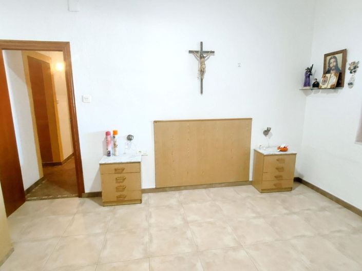 Image No.16-6 Bed Country House for sale