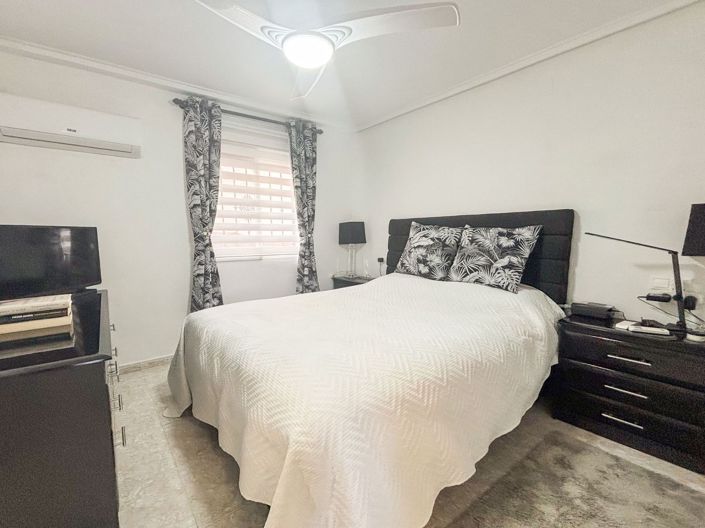 Image No.11-Villa de 5 chambres à vendre à Monforte del Cid