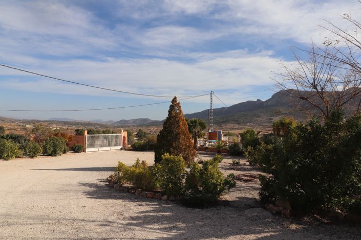 Image No.9-4 Bed Country House for sale