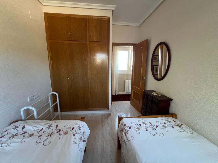 Image No.23-3 Bed Country House for sale