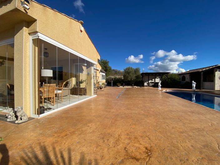 Image No.27-3 Bed Country House for sale