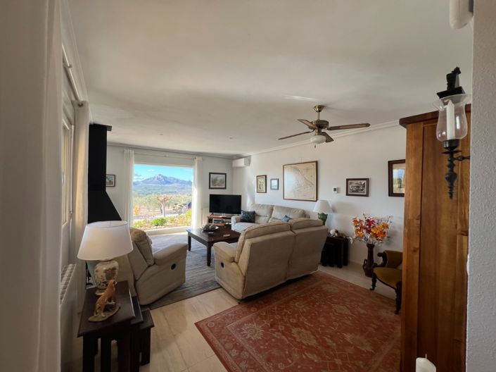 Image No.4-3 Bed Country House for sale