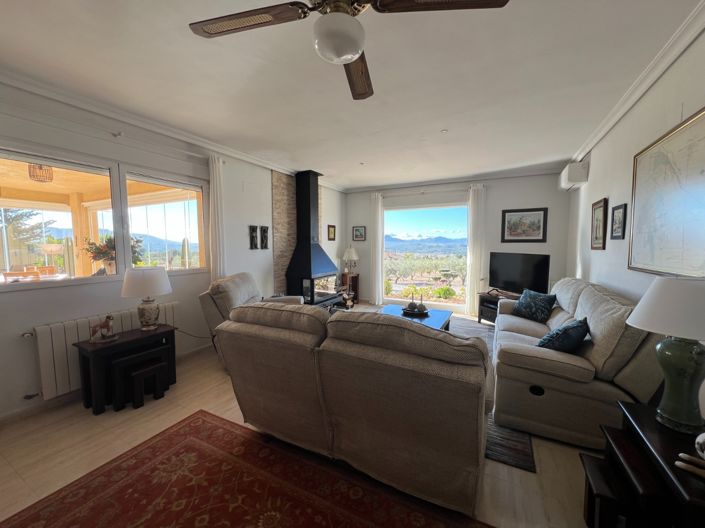 Image No.8-3 Bed Country House for sale