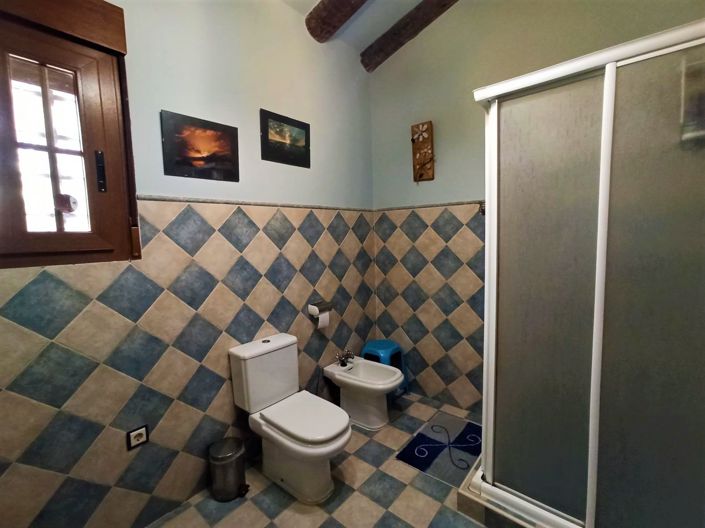 Image No.15-3 Bed Country House for sale