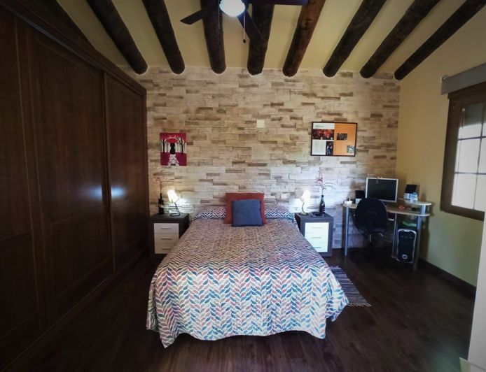 Image No.20-3 Bed Country House for sale