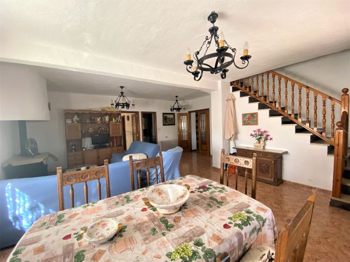 Image No.19-4 Bed Country House for sale