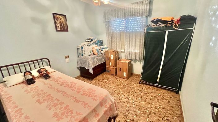 Image No.15-5 Bed Country House for sale