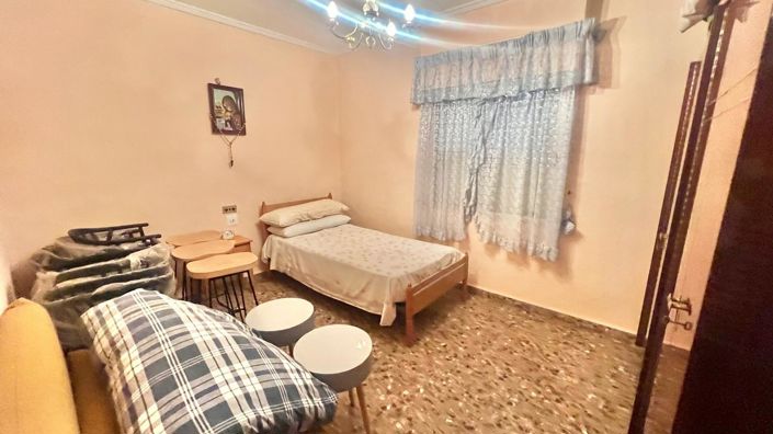 Image No.16-5 Bed Country House for sale