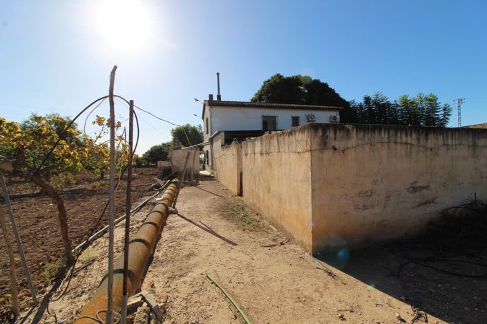 Image No.17-5 Bed Country House for sale