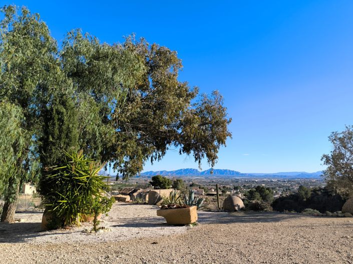 Image No.37-5 Bed Country House for sale