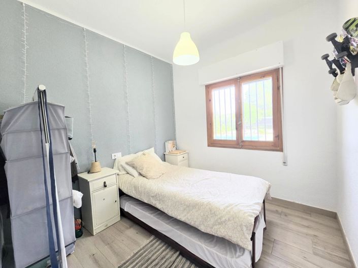 Image No.8-3 Bed Country House for sale