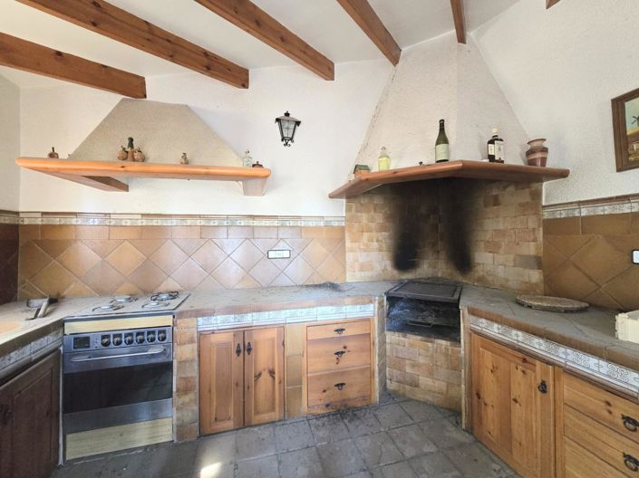 Image No.12-4 Bed Country House for sale