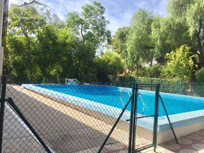 Image No.2-7 Bed Villa for sale