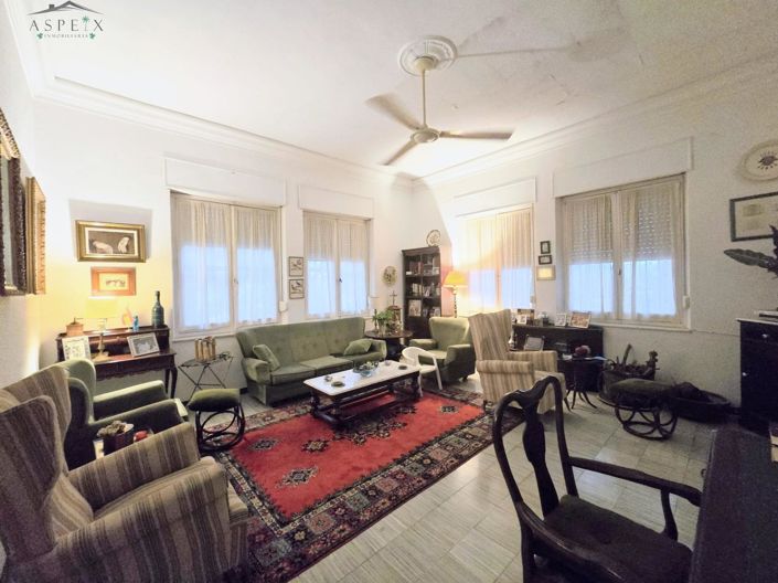 Image No.7-7 Bed Villa for sale