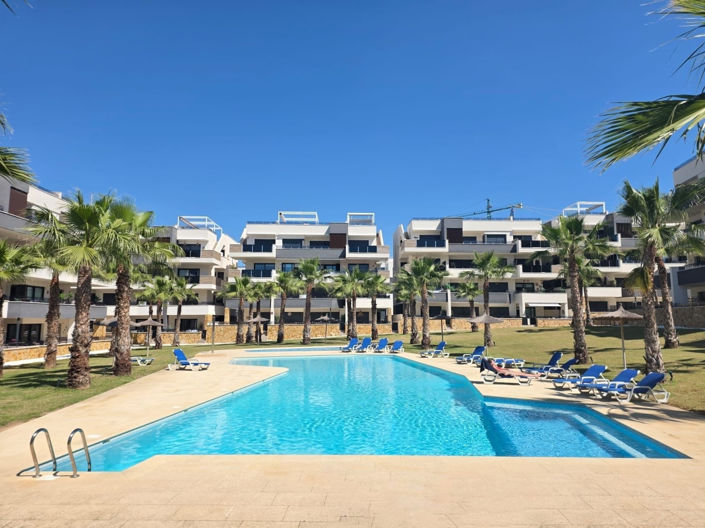 Image No.2-Appartement de 2 chambres à vendre à Orihuela Costa