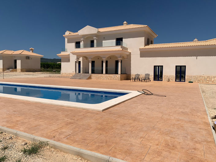 Image No.8-Maison de campagne de 5 chambres à vendre à Pinoso