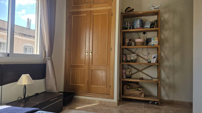 Image No.13-3 Bed Townhouse for sale